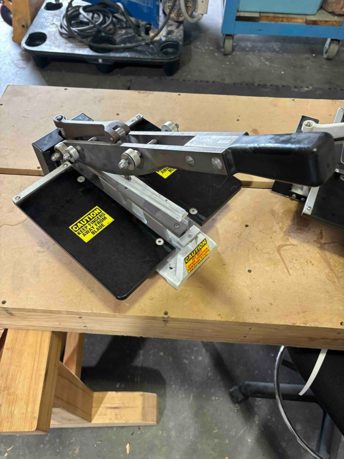 JDC Precision Sample Cutter – Model 1-10 – Excellent Condition