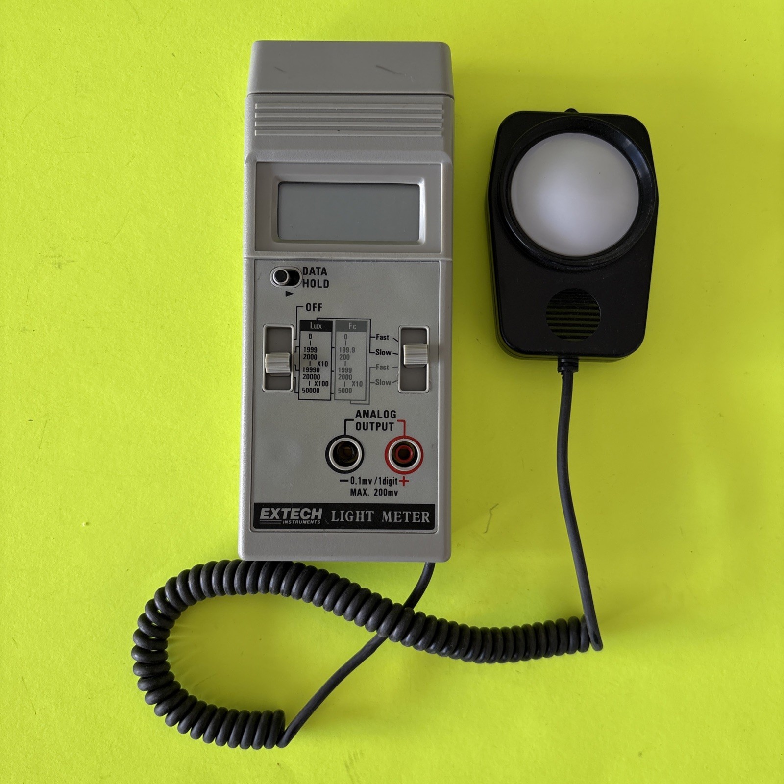 Extech Light Meter 401025 Intensity Lux + Foot Candles Measurement Instrument -8