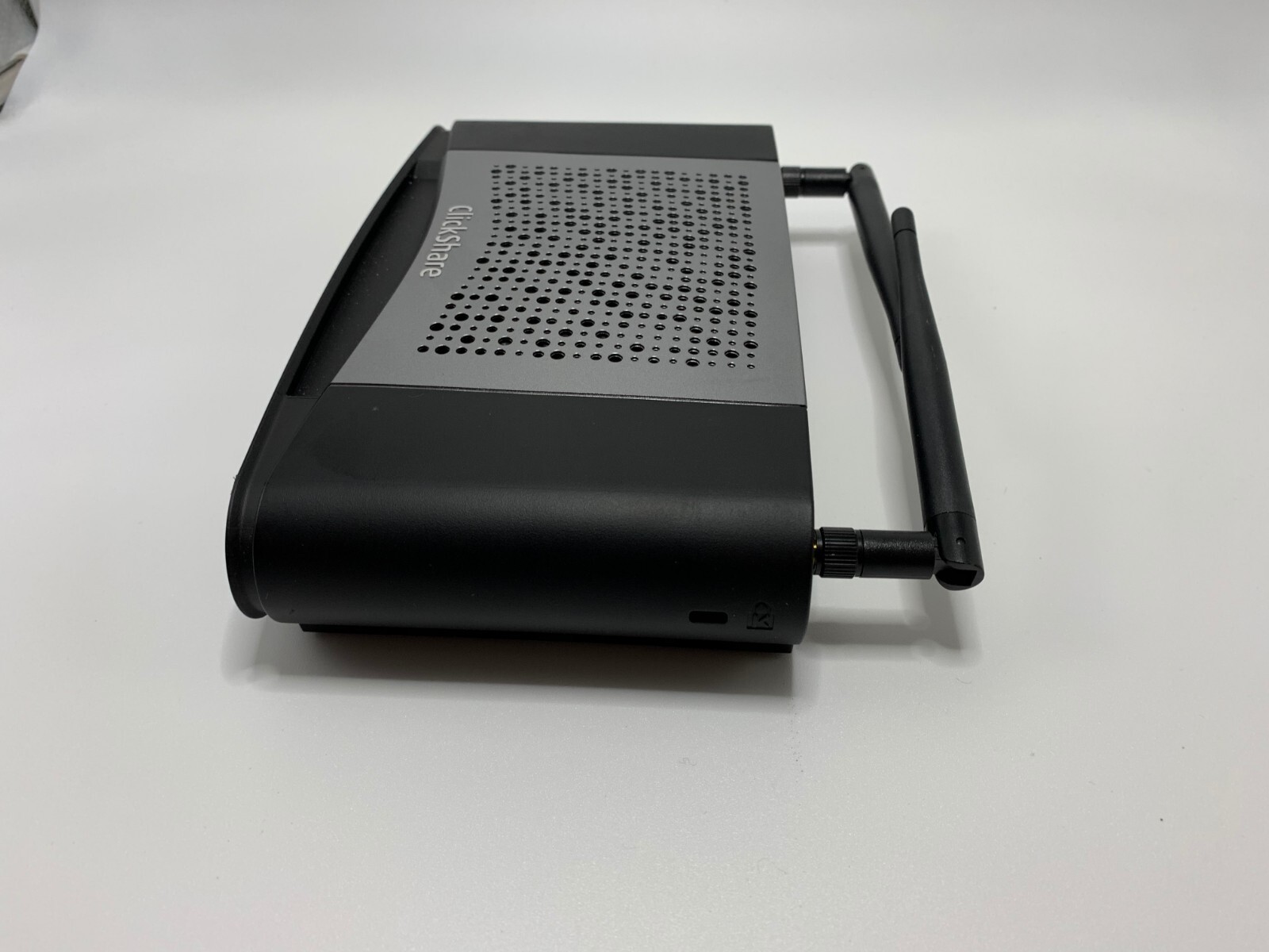 Barco Clickshare CSE-200 R9861520 Wireless Presentation System (base only)