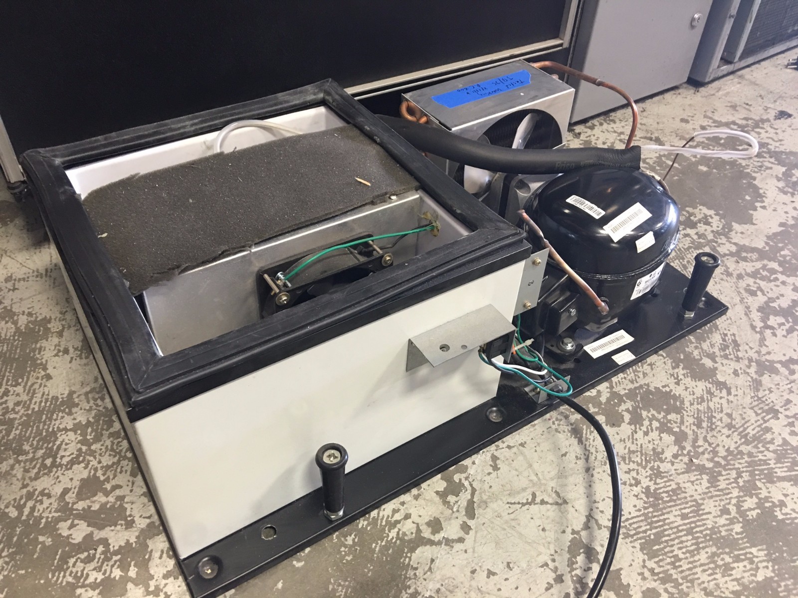 RC800/RC850 & Genesis 127/137 COOLING UNIT COMPRESSOR DECK FULLY WORKING