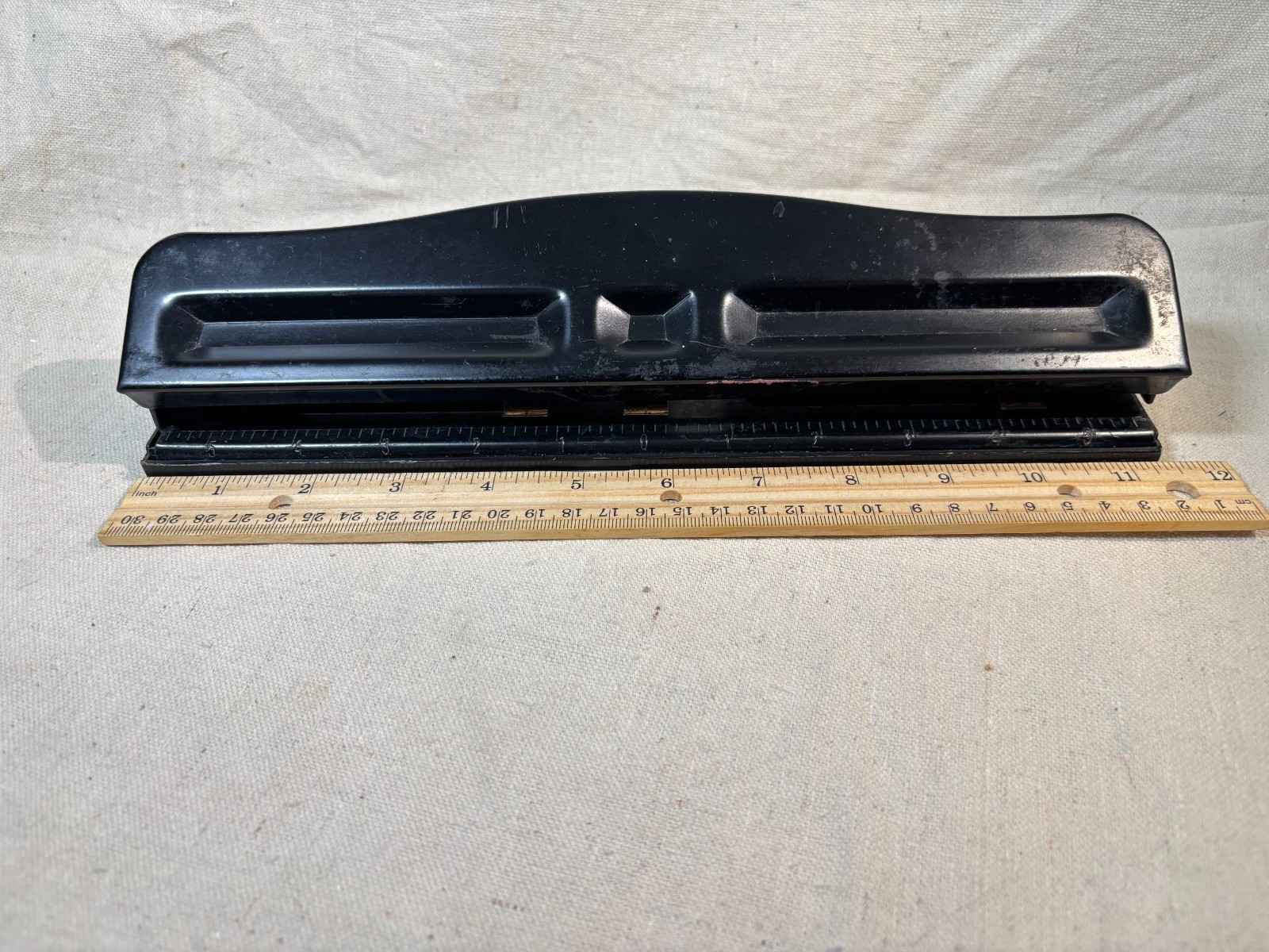 Unbranded/Generic 3-Hole Punch 11.5” Black Tested/Works Adjustable