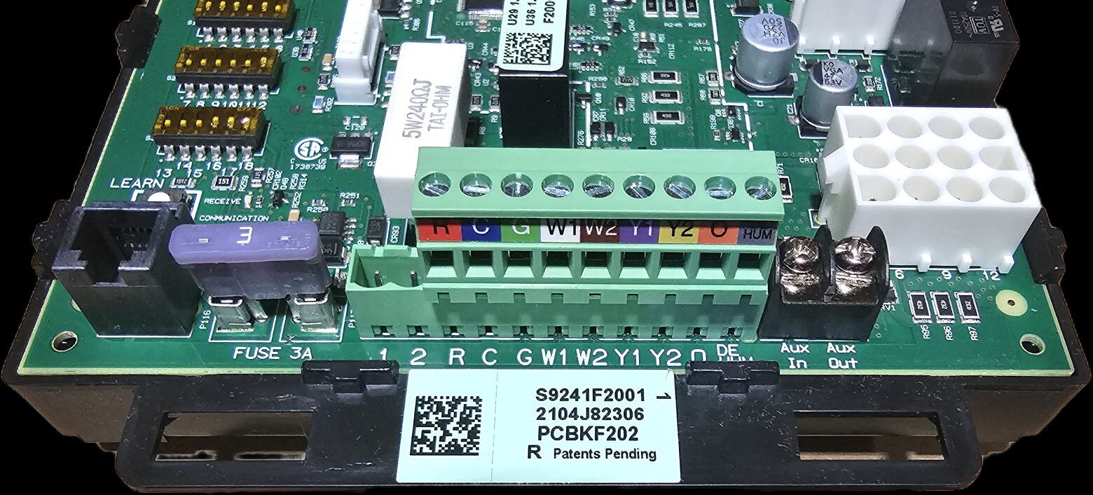 PCBKF202 Goodman Amana Daikin Modulating Furnace Board PCBKF202 S9241F2001