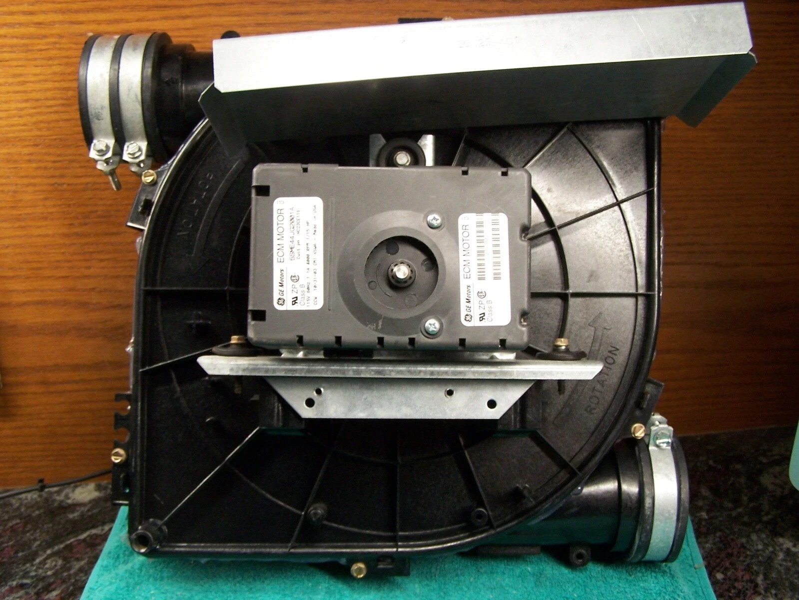 Carrier 324906-762 HC23CE116 OEM Variable Speed Inducer Fan Motor