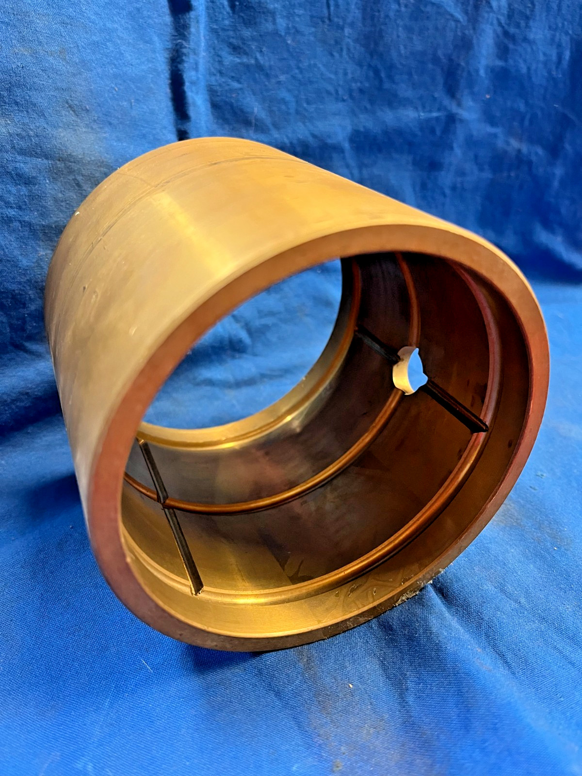 BRONZE BUSHING WITH OIL GROOVES O.D. 4-1/2″ I.D. 3-7/8″ 101332, HOLE 5/8″ DIA.