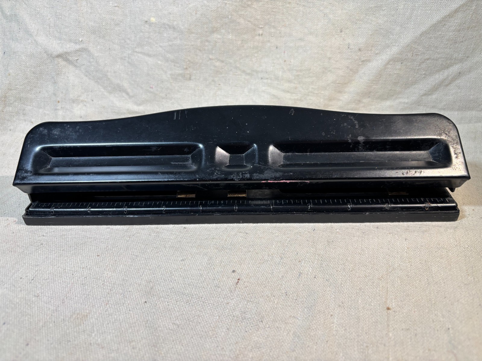 Unbranded/Generic 3-Hole Punch 11.5” Black Tested/Works Adjustable