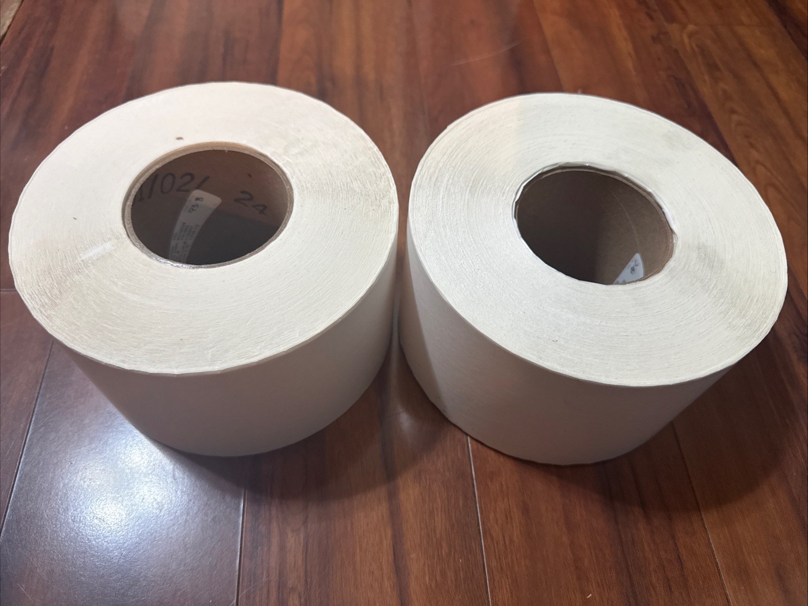 2 Rolls 4×8 Direct Thermal Shipping Labels – 750 per roll NEW Open Box
