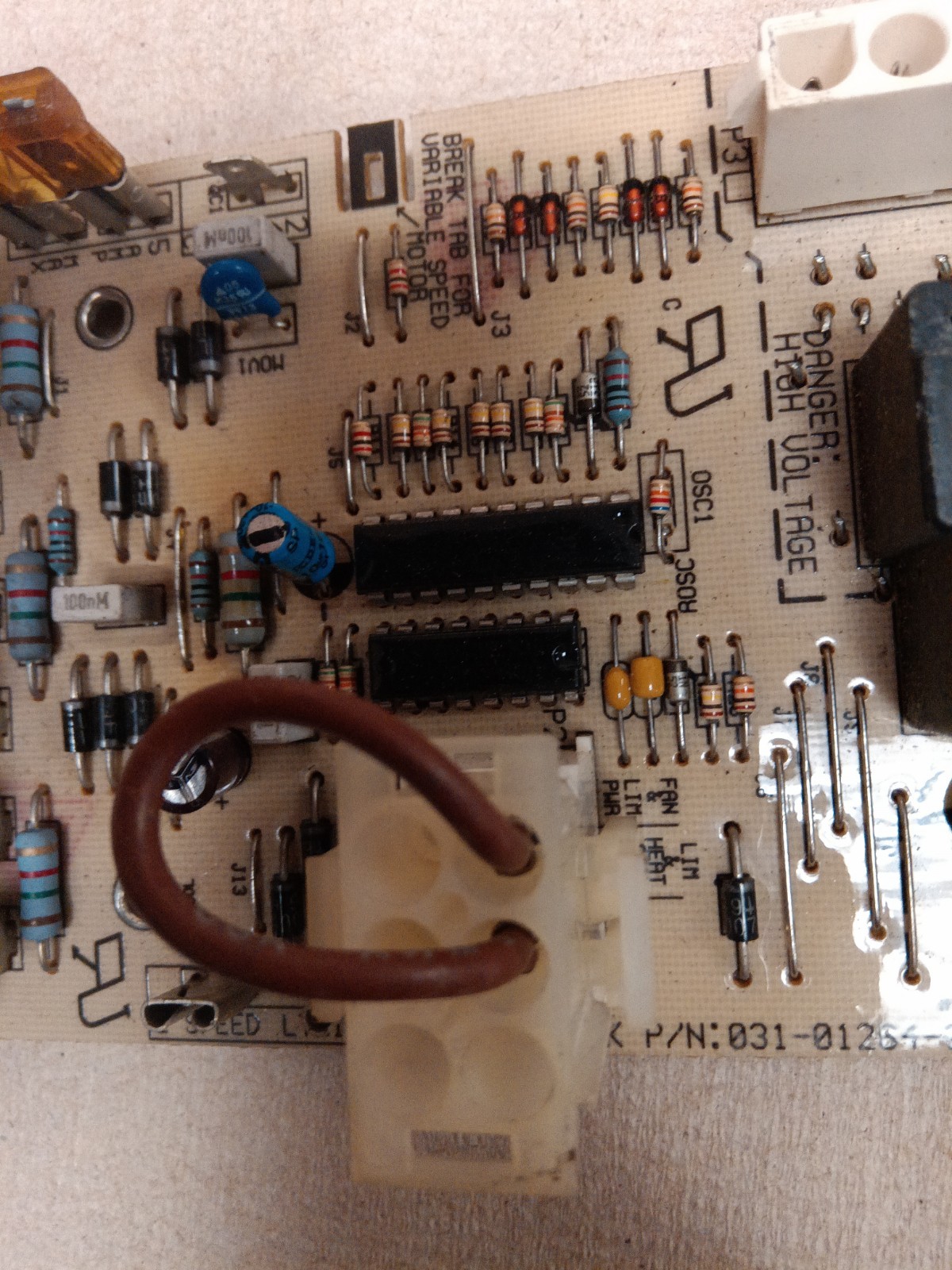 York Luxaire Coleman Furnace Control Circuit Board P/N 031-01264-001 – Inspected