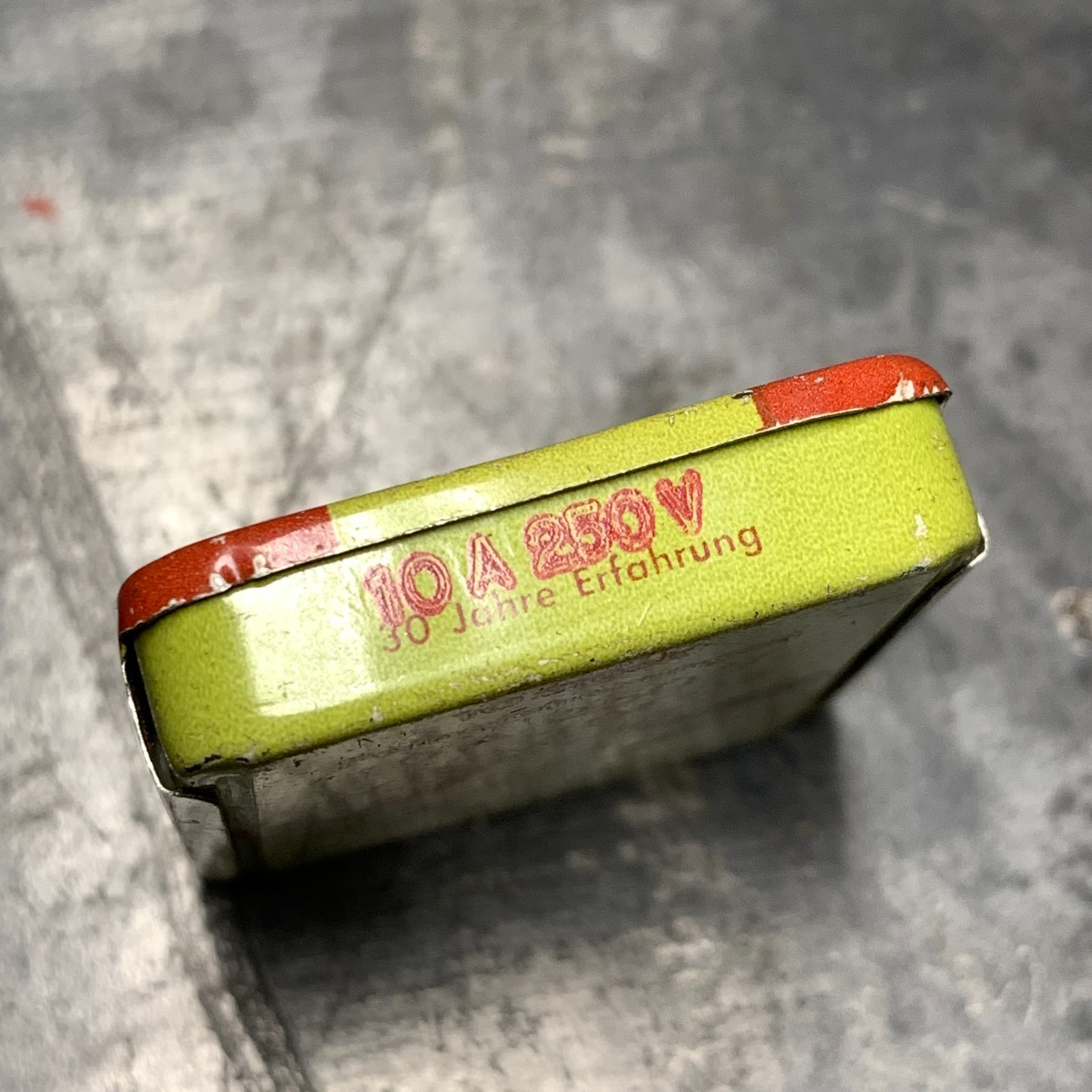 8 – Eight VINTAGE SIBA 10A 250V 5mm x 20mm – Old unknown condition – GERMANY