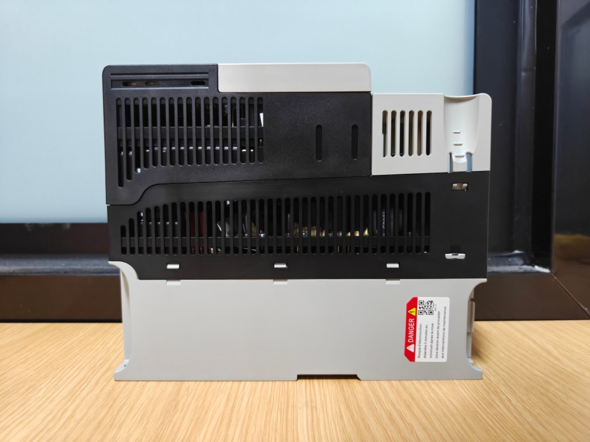 1PC New Allen-Bradley 25B-D017N104 SER A