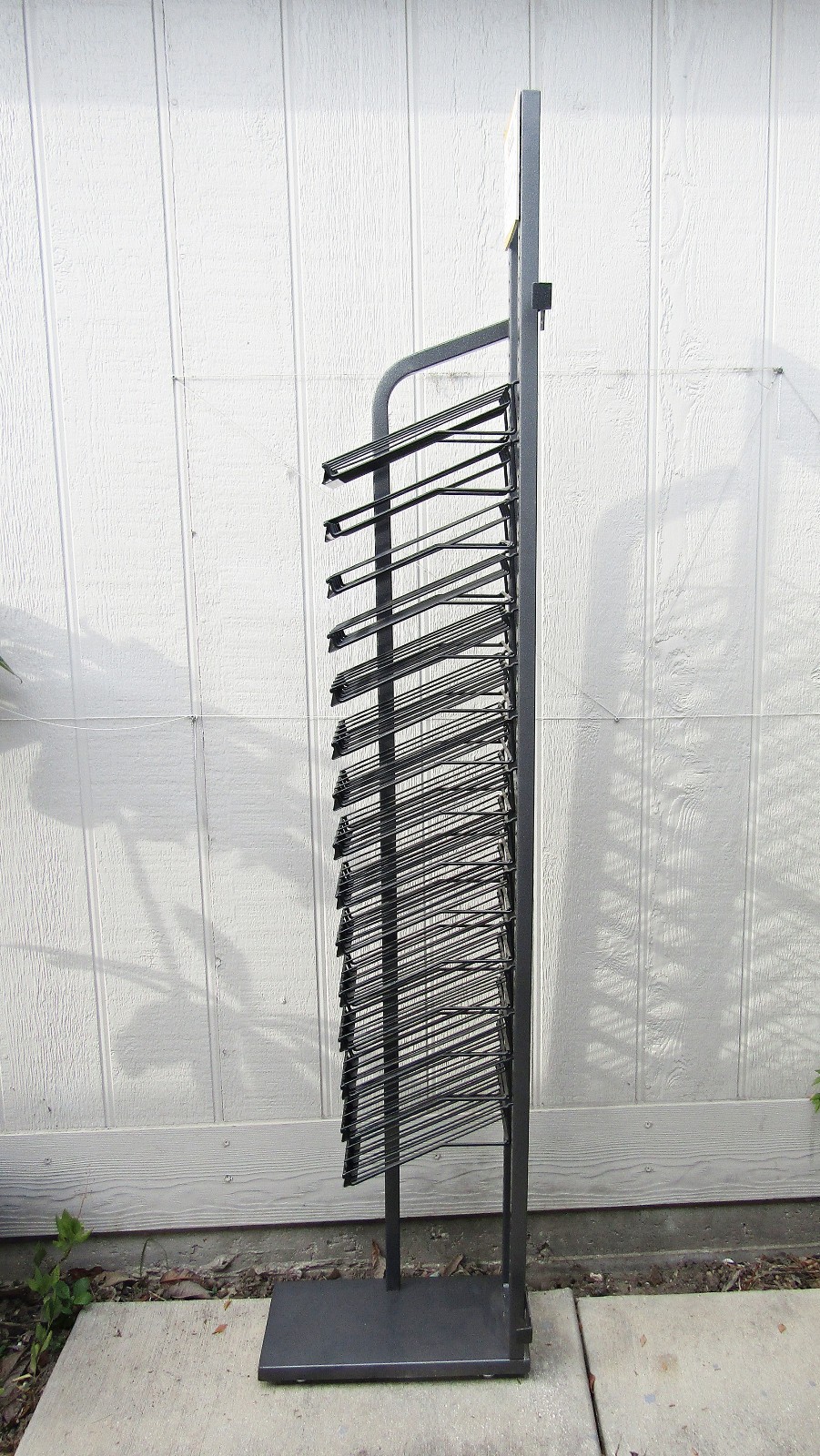 Retail Floor Display Rack – Citadel Colour – 15 Wire Baskets – Austin, TX Pickup