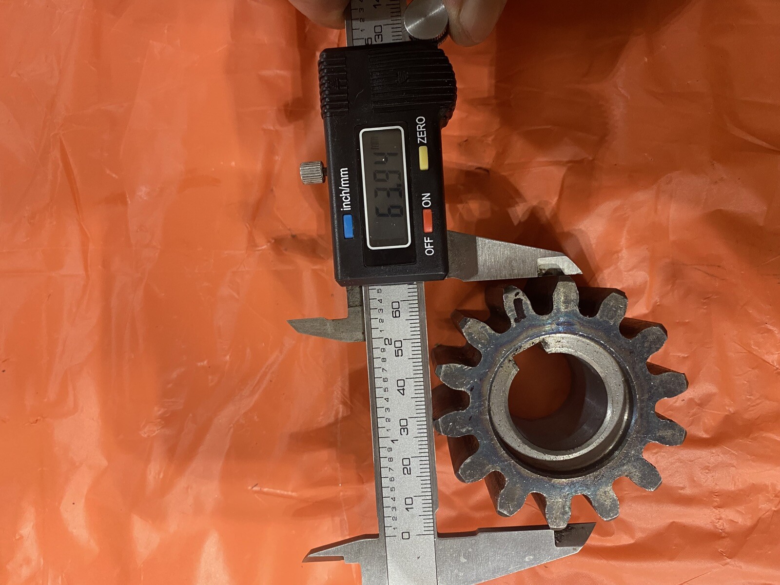 Chinese China One Ton Excavator Swing Motor Gear