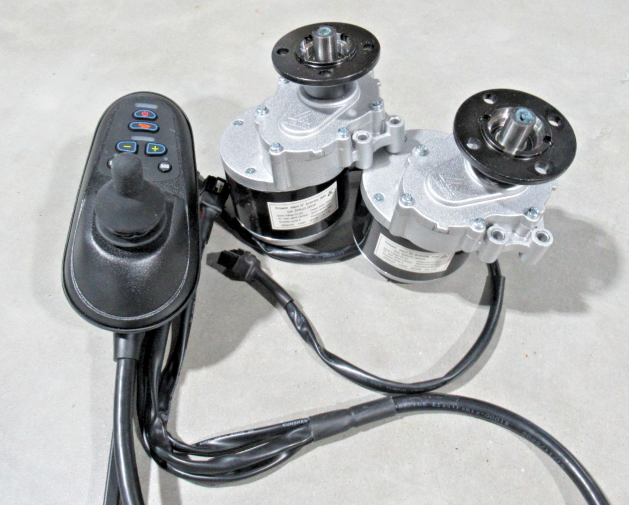 *US SELLER* ZD10AZ1-250/24V Wheelchair Motor, Brake & JoyStick Controller NEW