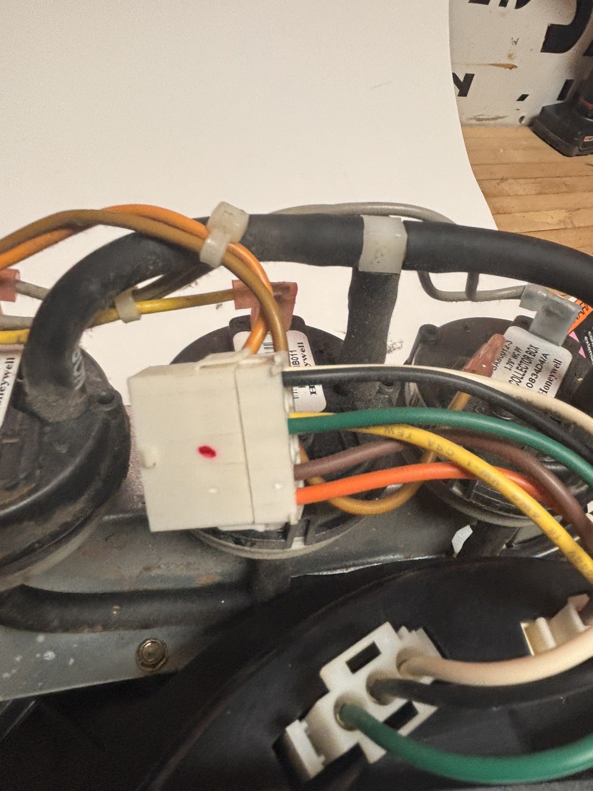HR46GH003 OEM Carrier Inducer Motor HC23CE116 81104165 #X5