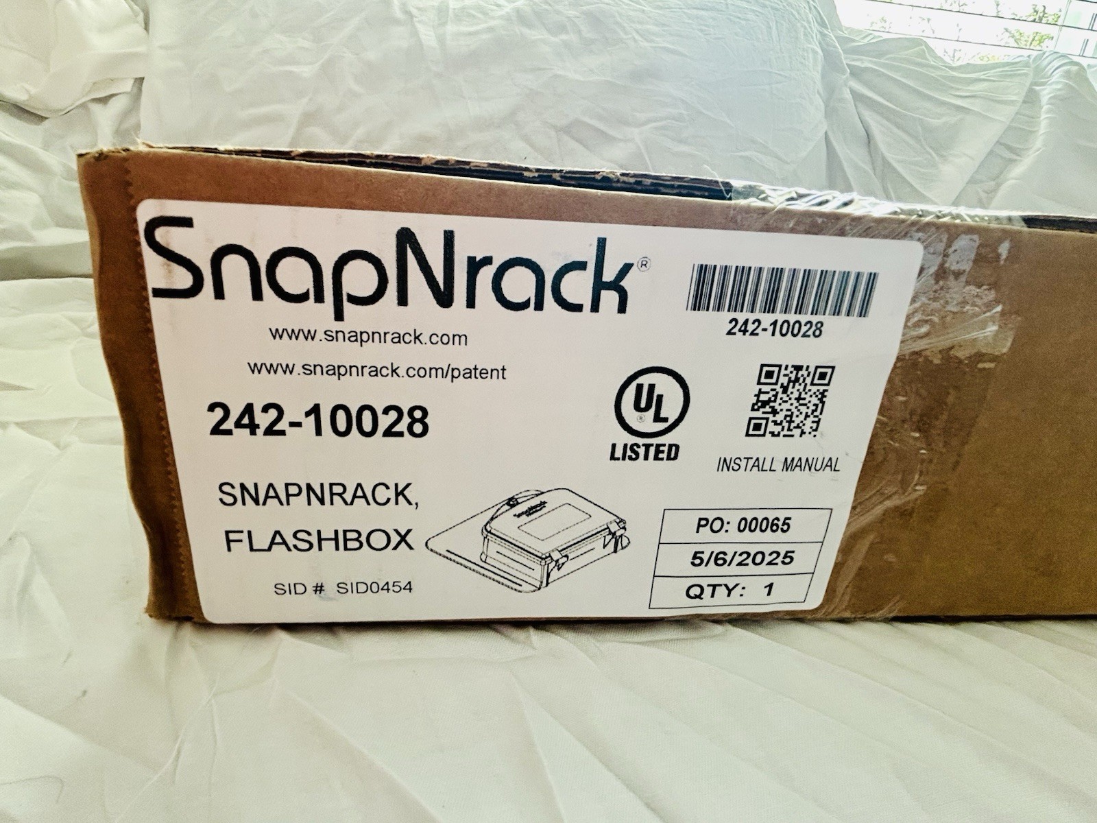 SnapNrack Flashbox 242-10028 unopened box