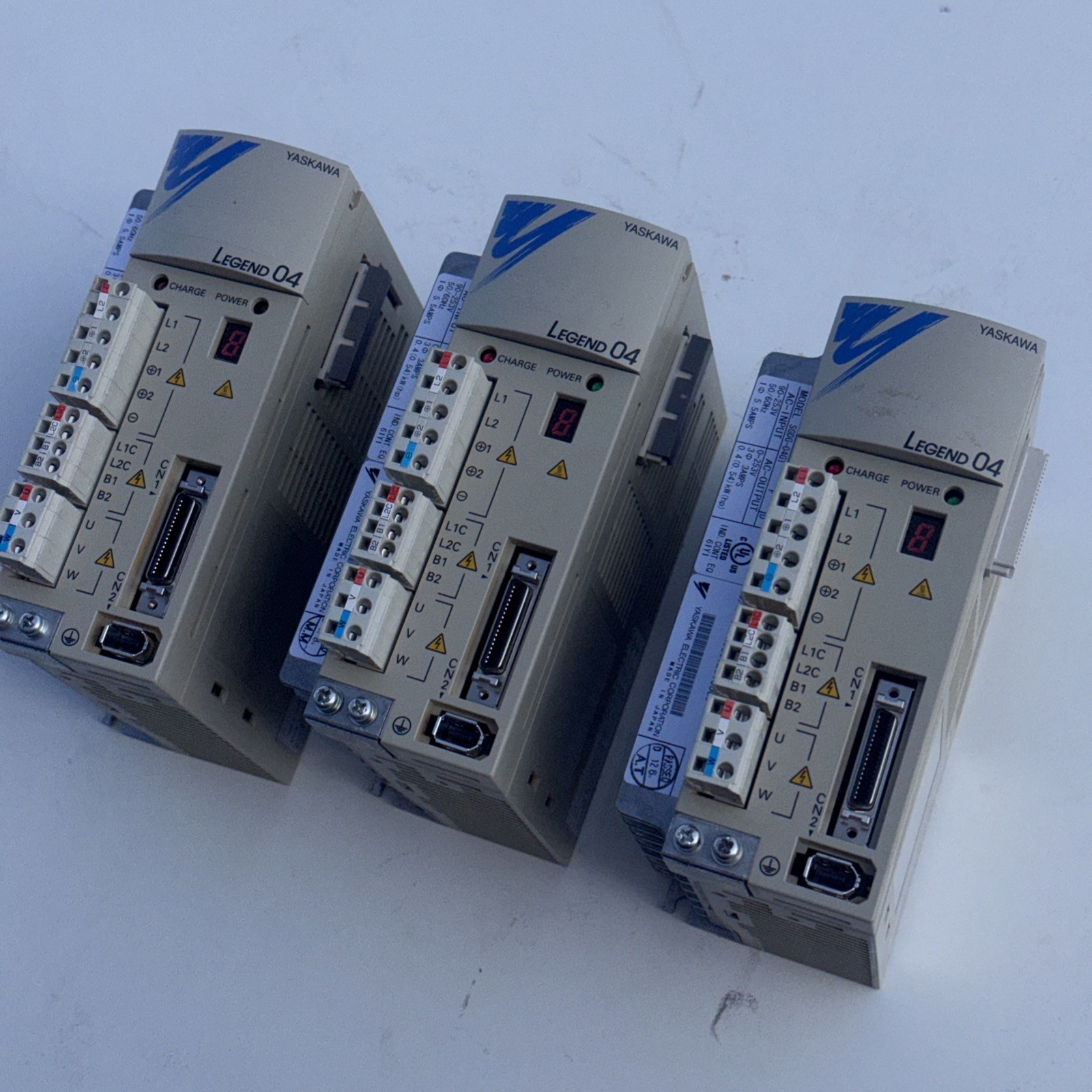 Yaskawa SGDG-04GT SGDG04GT Servopack Servo Drive Controller 90-253V 50/60hz, TT1