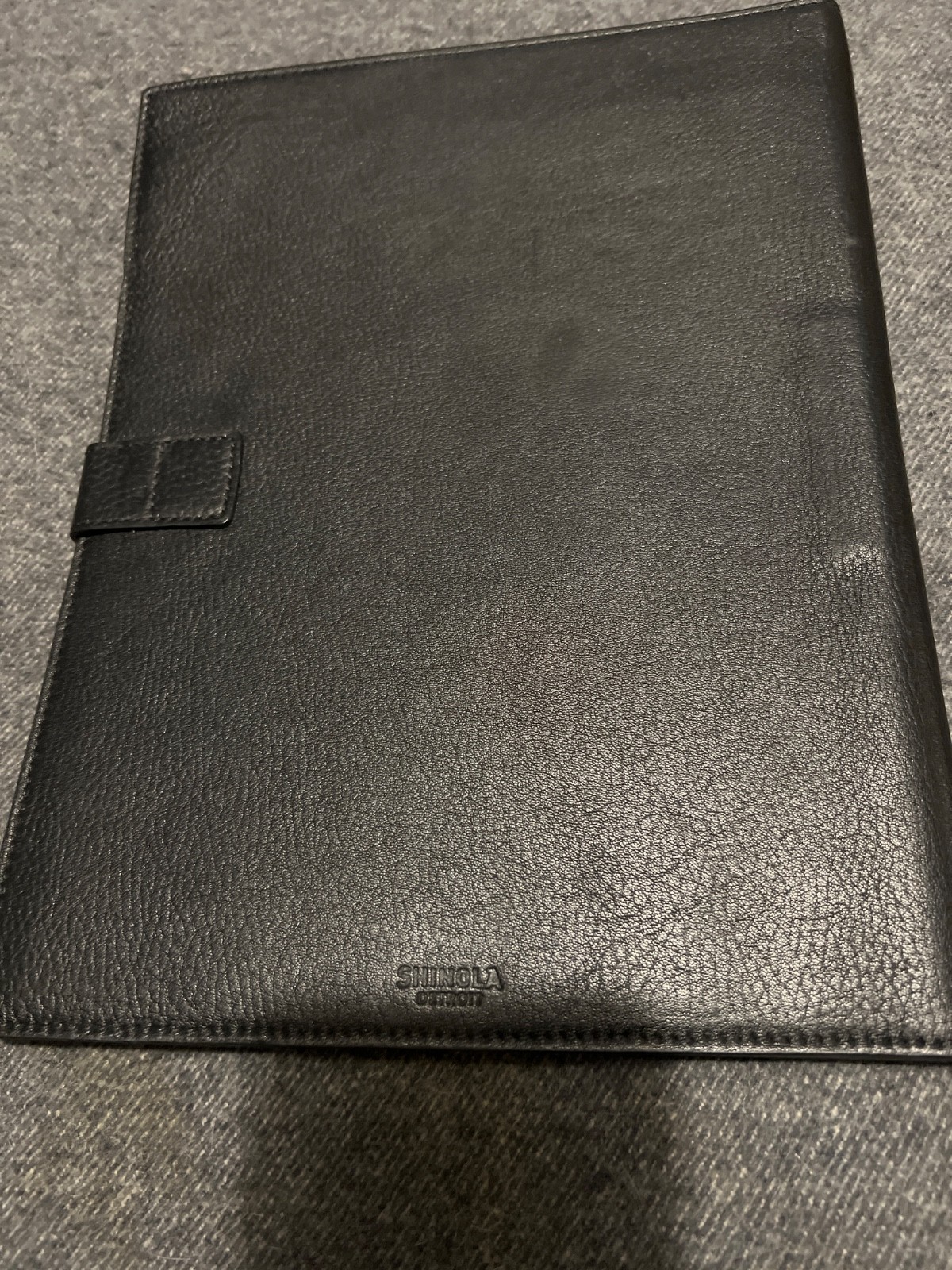 Shinola Lux Leather (Black) Notebook/Portfolio, Magnetic Closure, Pen Loop