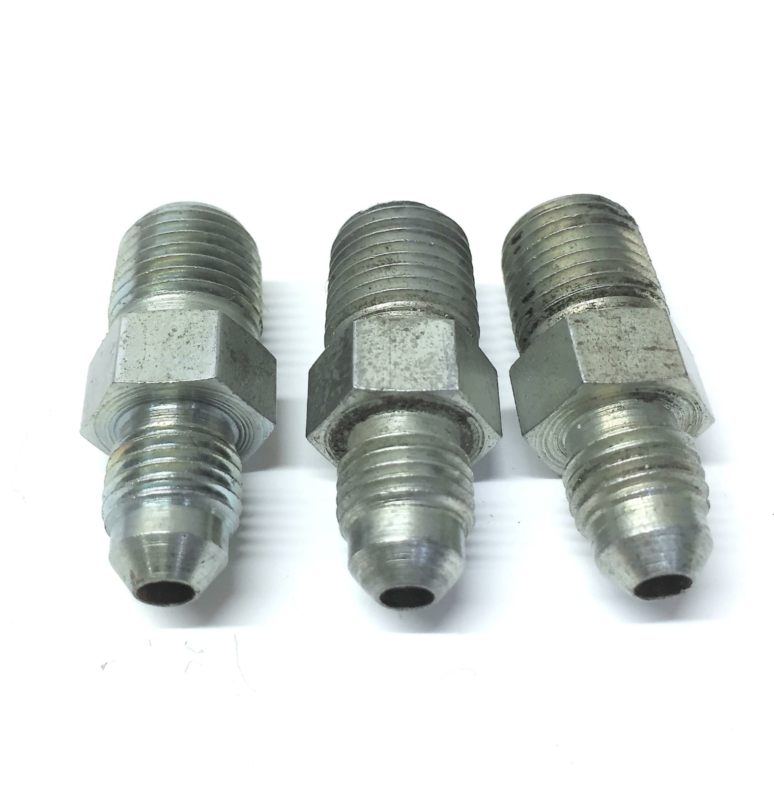 Unbranded/Generic Straight Adapter (37 Deg 1/8″ MJIC x 1/2″ MNPT) [Lot of 3] NOS