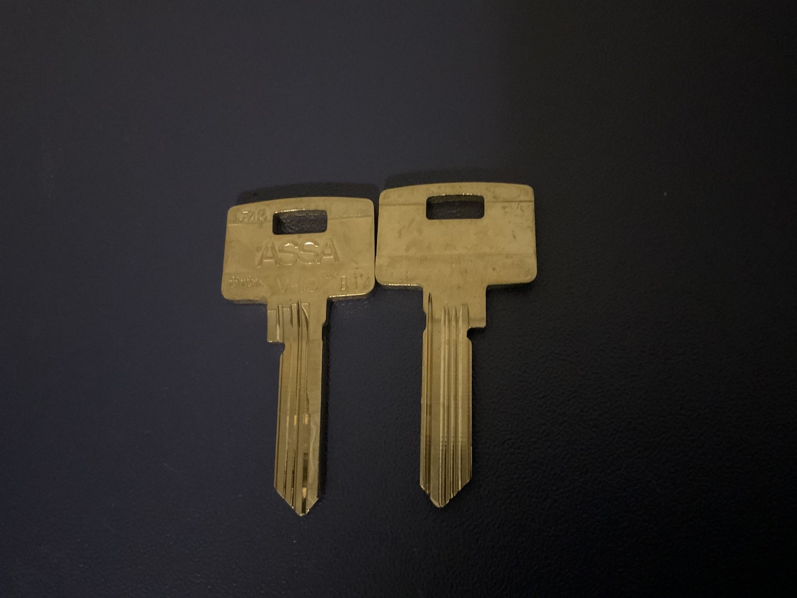 Assa Twin V10 Key Blank B14 Original Nickel Silver 1 Qty.