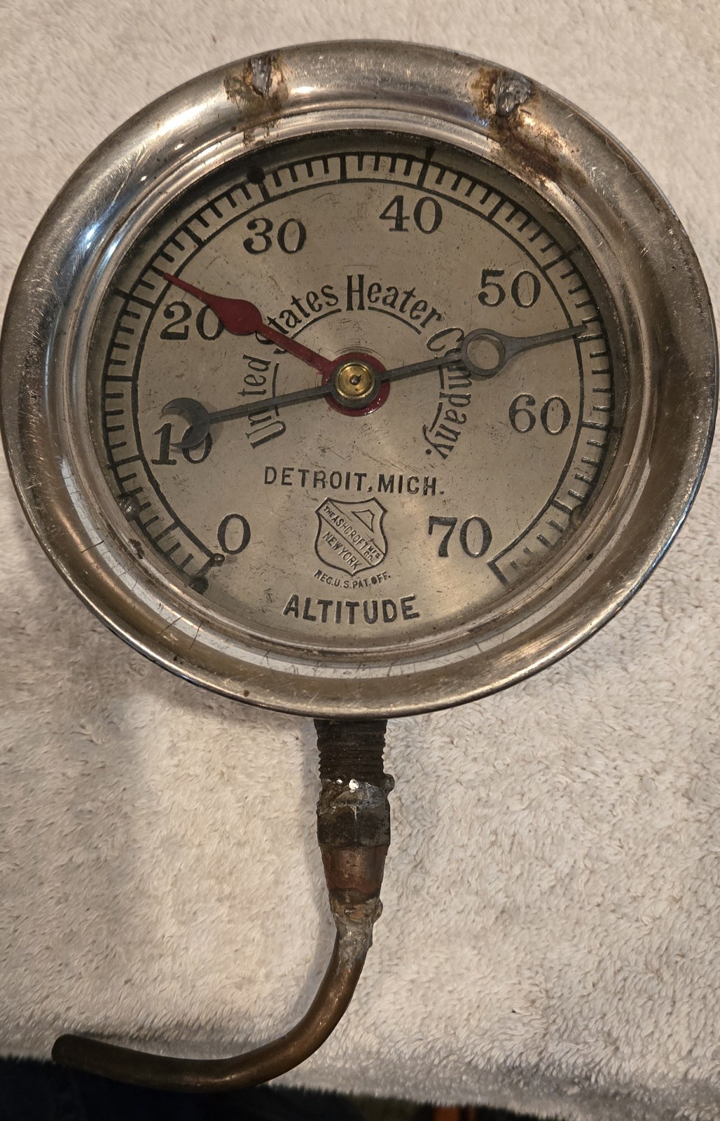 Vintage UnIted States Heater Company Altitude Meter Gauge 0-70 5″x2″