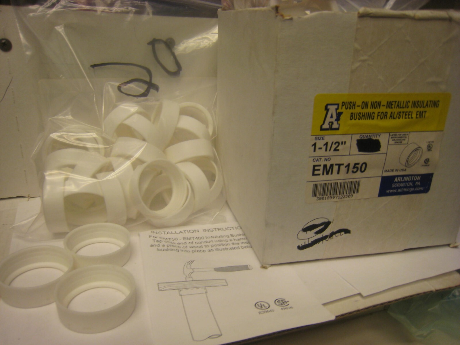 Lot of 20 yes 20 Arlington EMT150 Insulating Bushing 1 1/2in