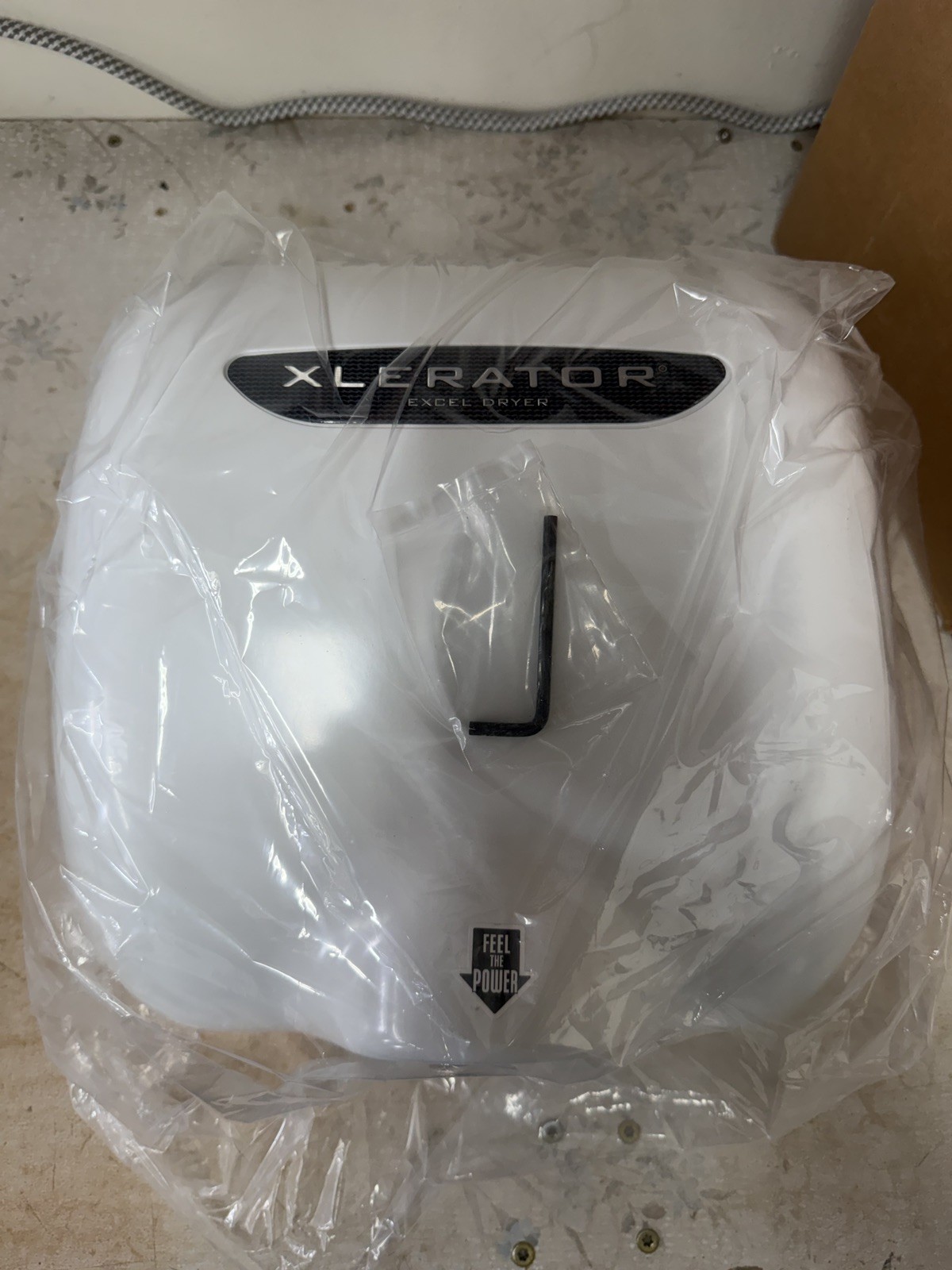 Xlerator XL-BW Automatic Hand Dryer, White Thermoset Fiberglass, 110-120V
