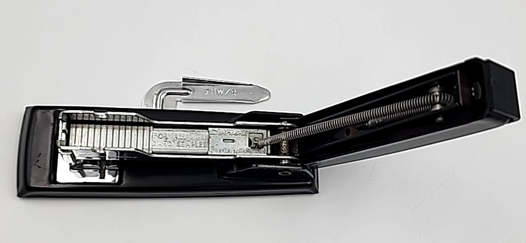 Swingline Stapler 711 Black 5.25 In USA With Staple Remover Vintage