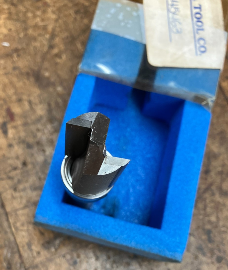Amana 45463 Flush Trim Carbide Tip Ball Bearing 3/4 X 1 X 1/2″ Shaft Router Bit