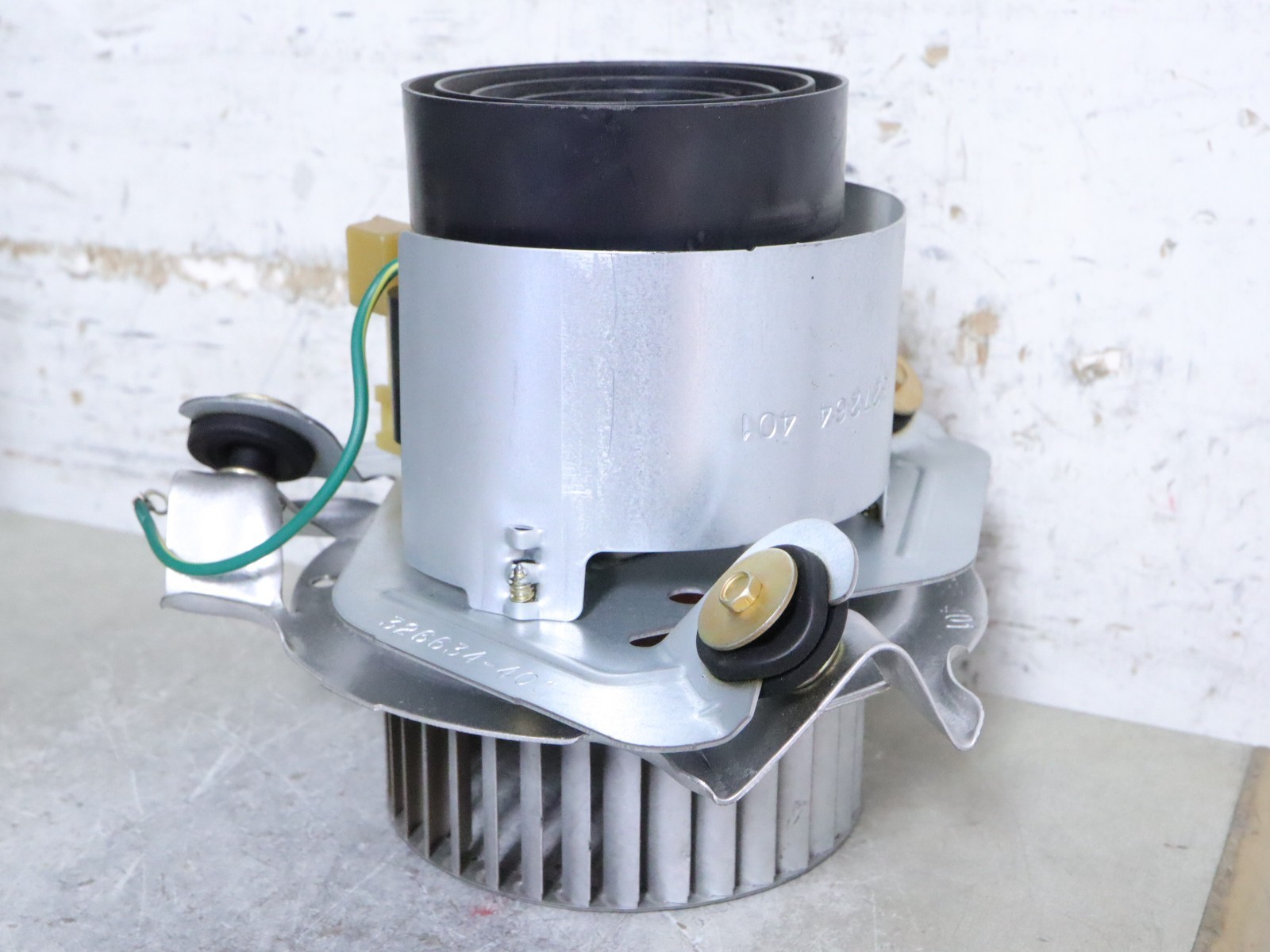 Carrier HC21ZS122 SUNGSHIN IS-3230UTCFB-AL Draft Inducer Blower Motor Assembly