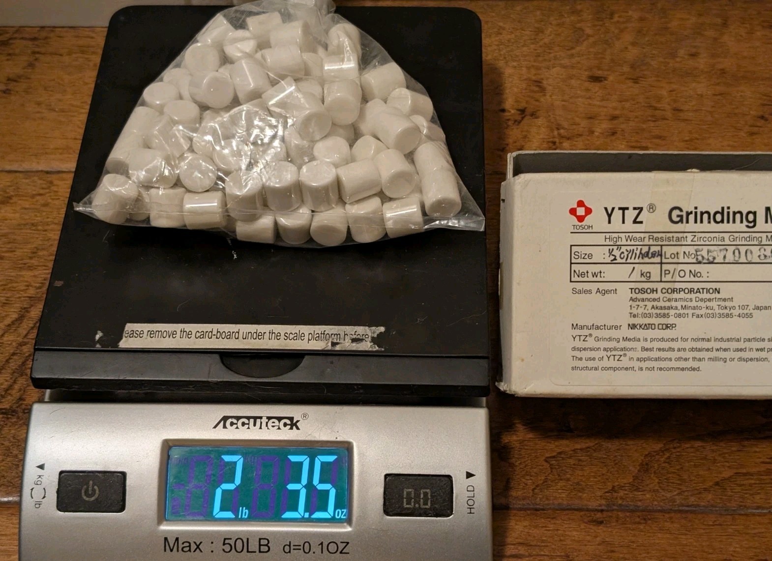 YTZ Tosoh High Wear Resistant Zirconia Grinding Media 1/2″ Cylinder 2 Lbs 3.5 Oz