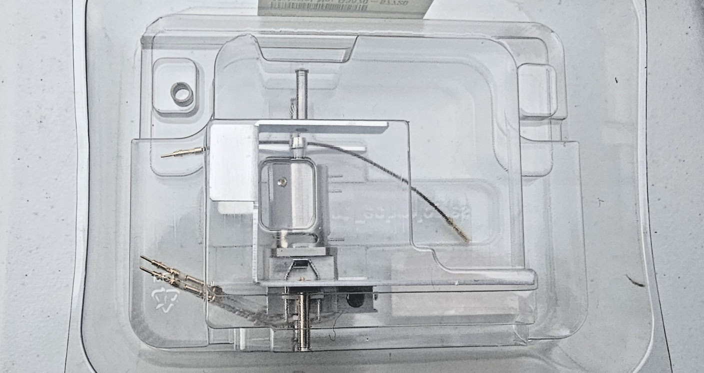 1PC New Agilent G3870-67720 Mass spectrometry ion Source/ Extractor