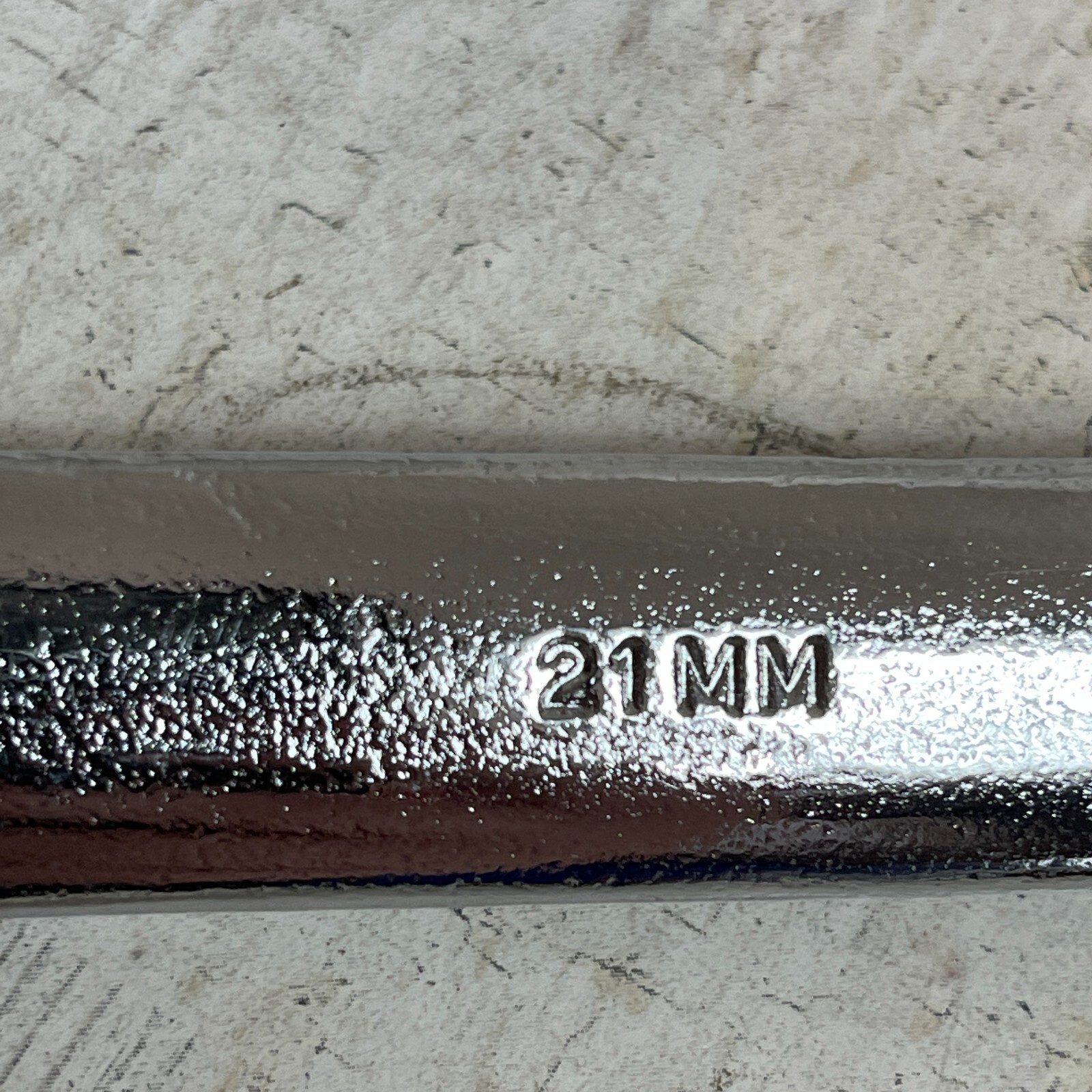 Gray Canada 21MM Combination Open and 12 Pt Box End Wrench M021