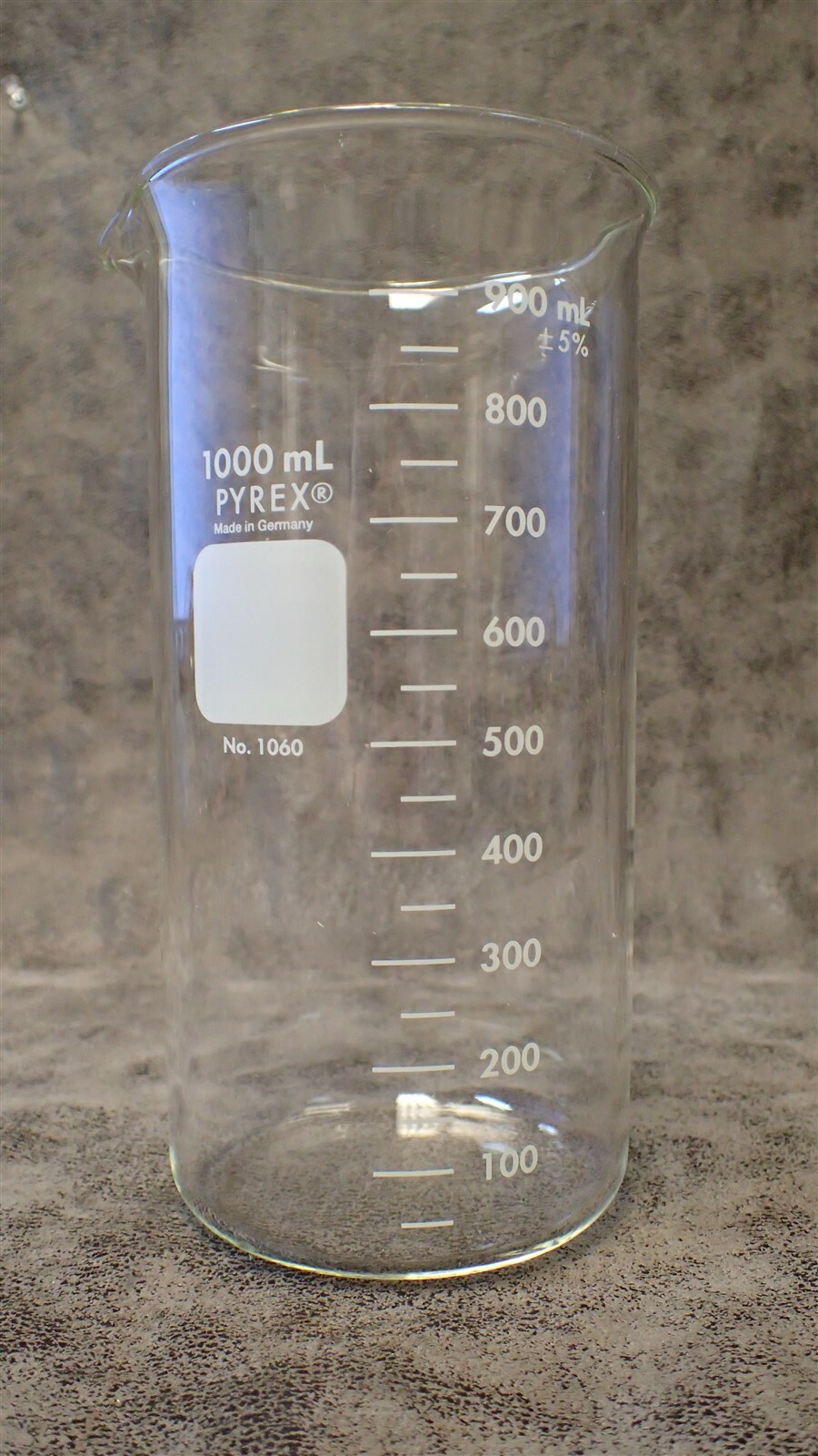 (Box of 6) 1060-1L PYREX 1000mL Berzelius Beakers Tall Form w/Spout, Graduated