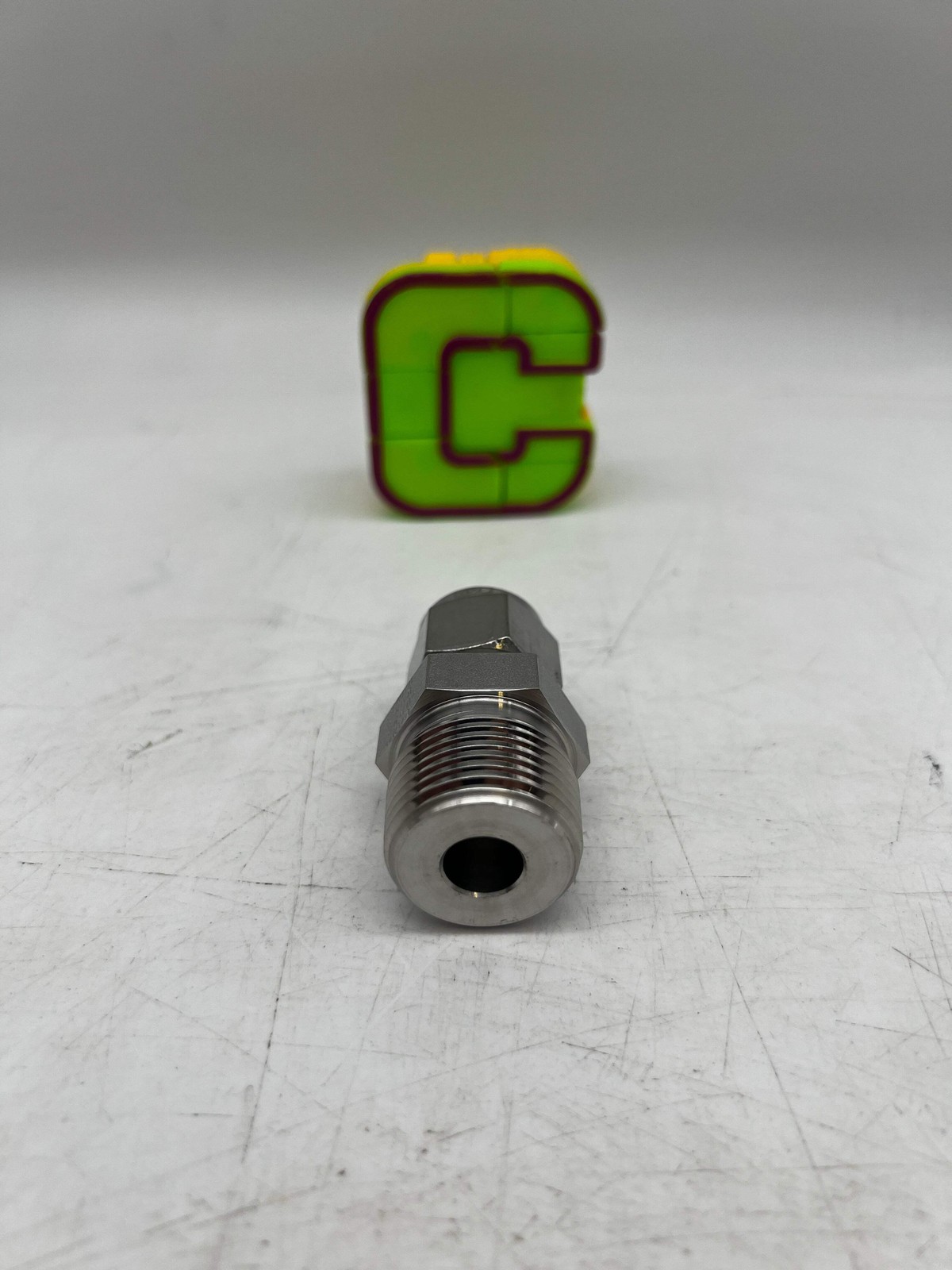 Parker 8MSC12N-316 A-LOK Male Connector, 1/2″ Tube OD x 3/4″ NPT, *Box of (10)*