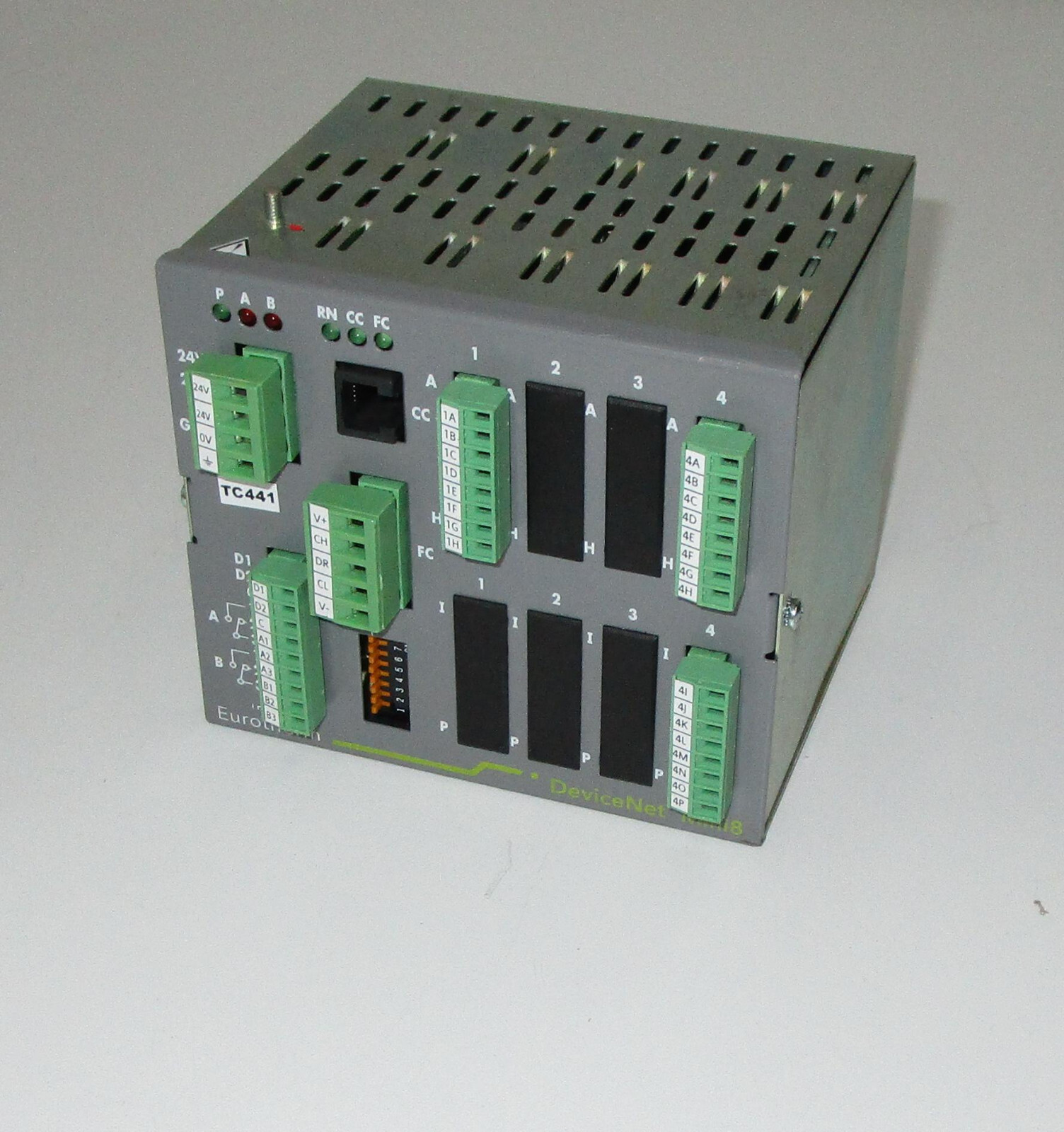 Eurotherm MINI8/4LP/0PRG/VL/DEVICENET/C/TC4/XXX/XXX/DO8/STD/60/NONE/ENG/NONE/XXX