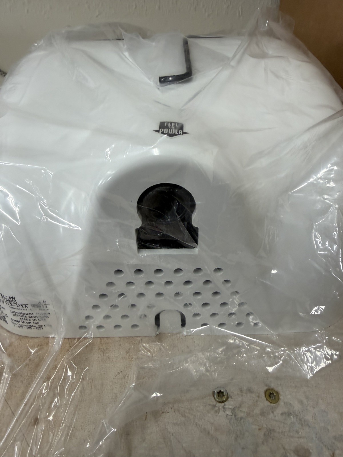 Xlerator XL-BW Automatic Hand Dryer, White Thermoset Fiberglass, 110-120V