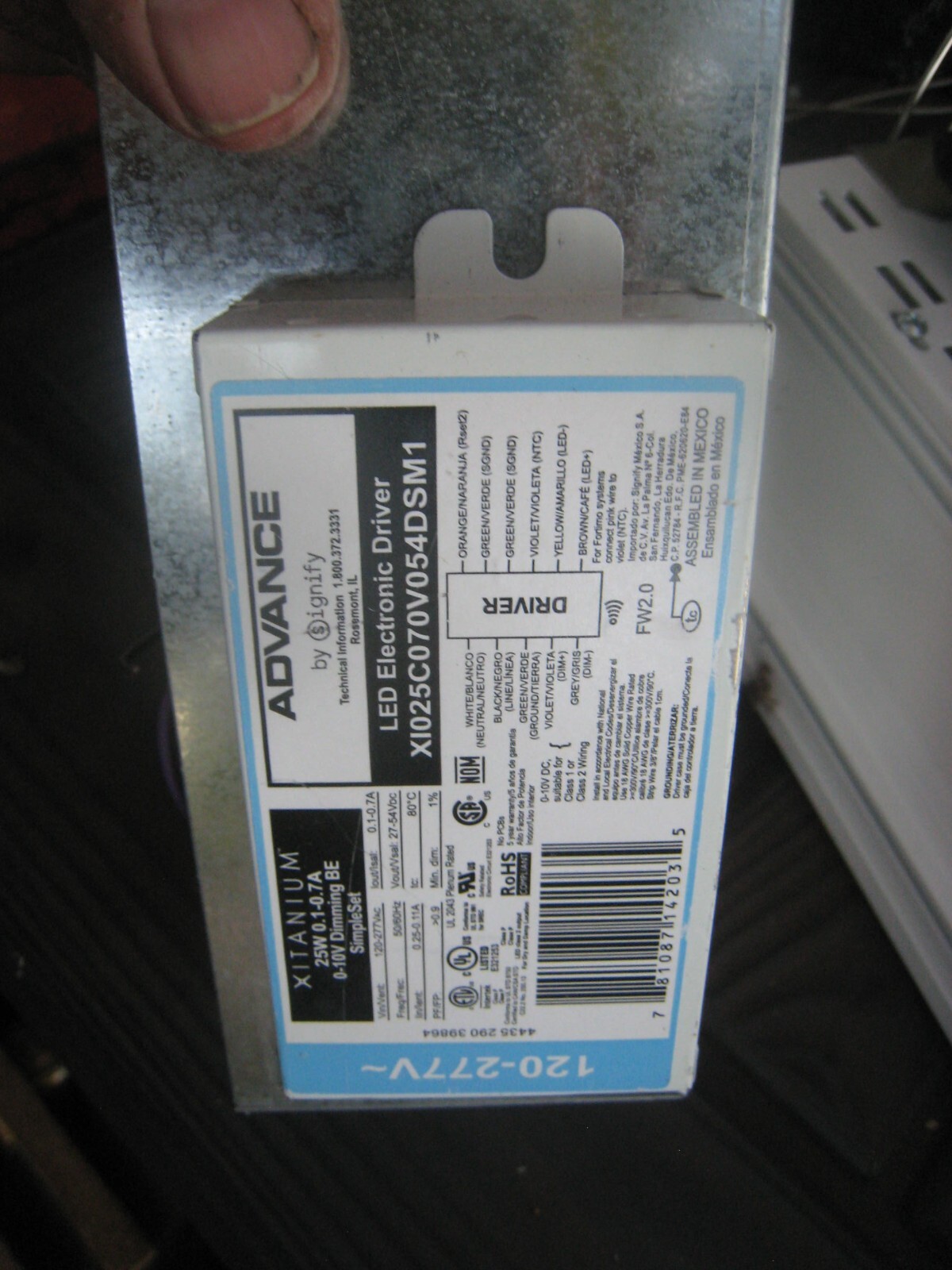 2 yes 2 Phillips Advance LED Electronic Driver X1025C070V054DSM1 from new lights