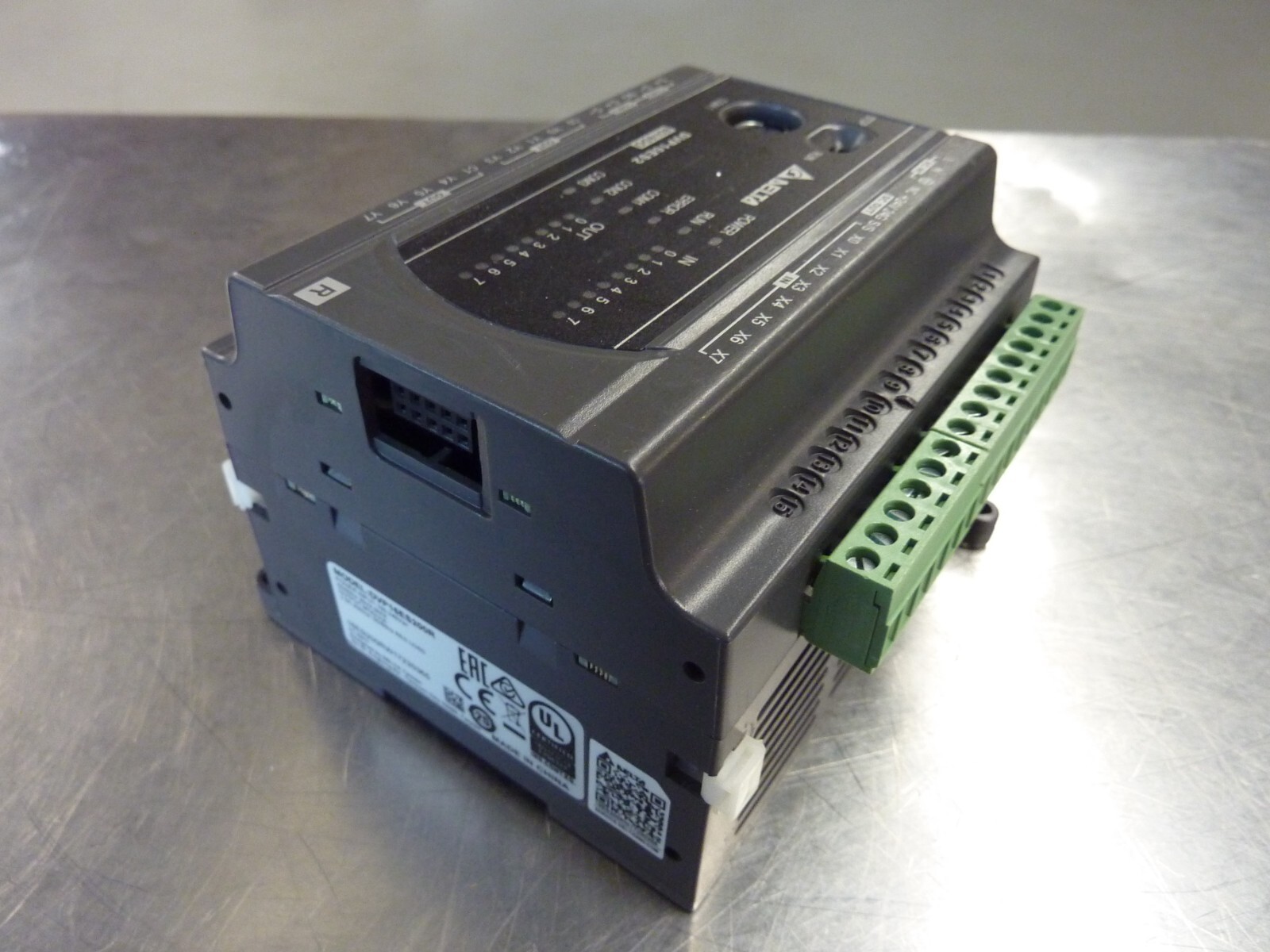 Delta DVP16ES200R PLC programmable controller (30709)